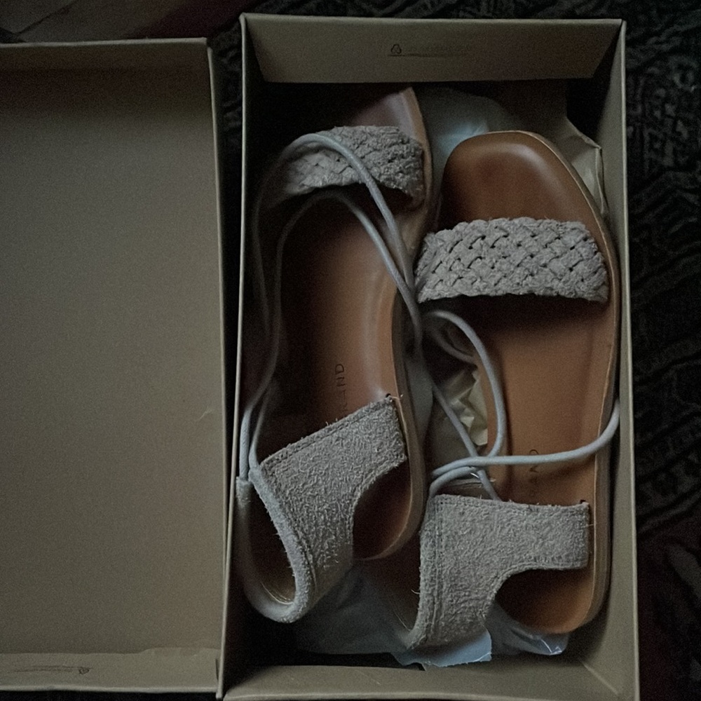 🔆LIKE NEW🔆LUCKY BRAND ADANNTA ANKLE TIE SANDAL - Picture 5 of 5